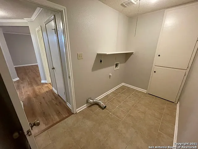 7815 Caspian Bay Dr — Photo 5