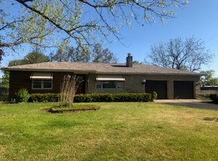 5 W Grant St, Tilton, IL 61833