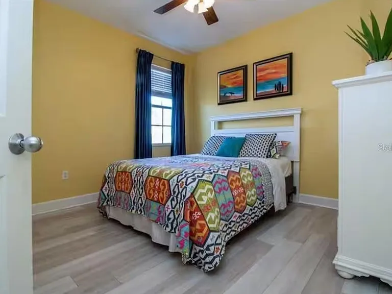 2319 Avenue C #200 — Photo 12