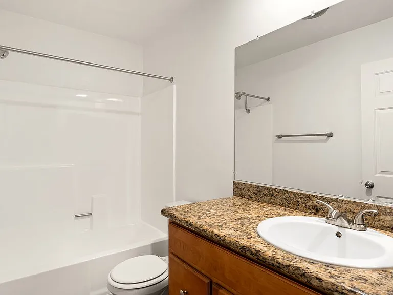 Brody Terrace Apartments — Photo 17