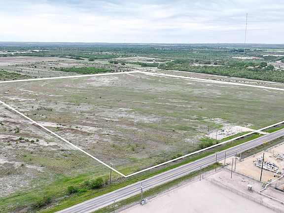 4th image of 675 Fm 882