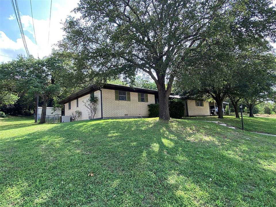 1st image of 403 Hillside Dr