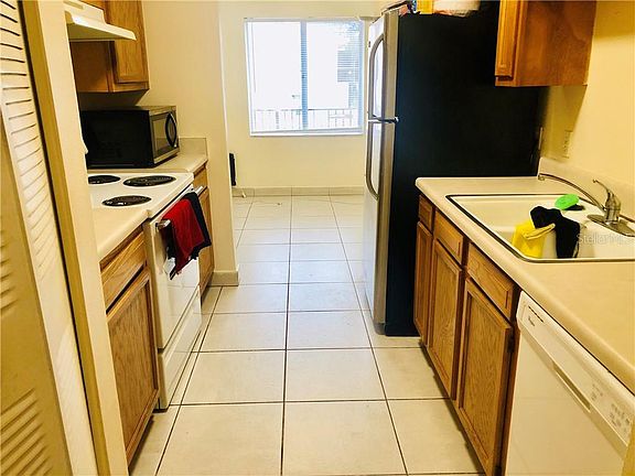 3rd image of 7507 Presley Pl #90