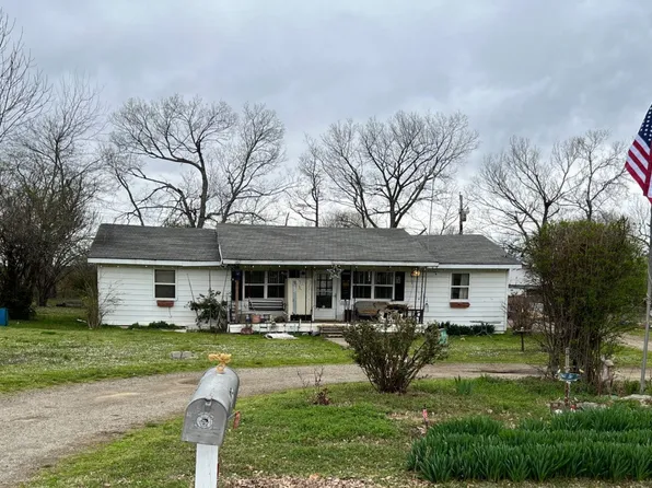 405 Morris St, Pocola, OK 74902