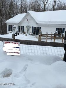 108 Deerwood Dr, Greentown, PA, 18426