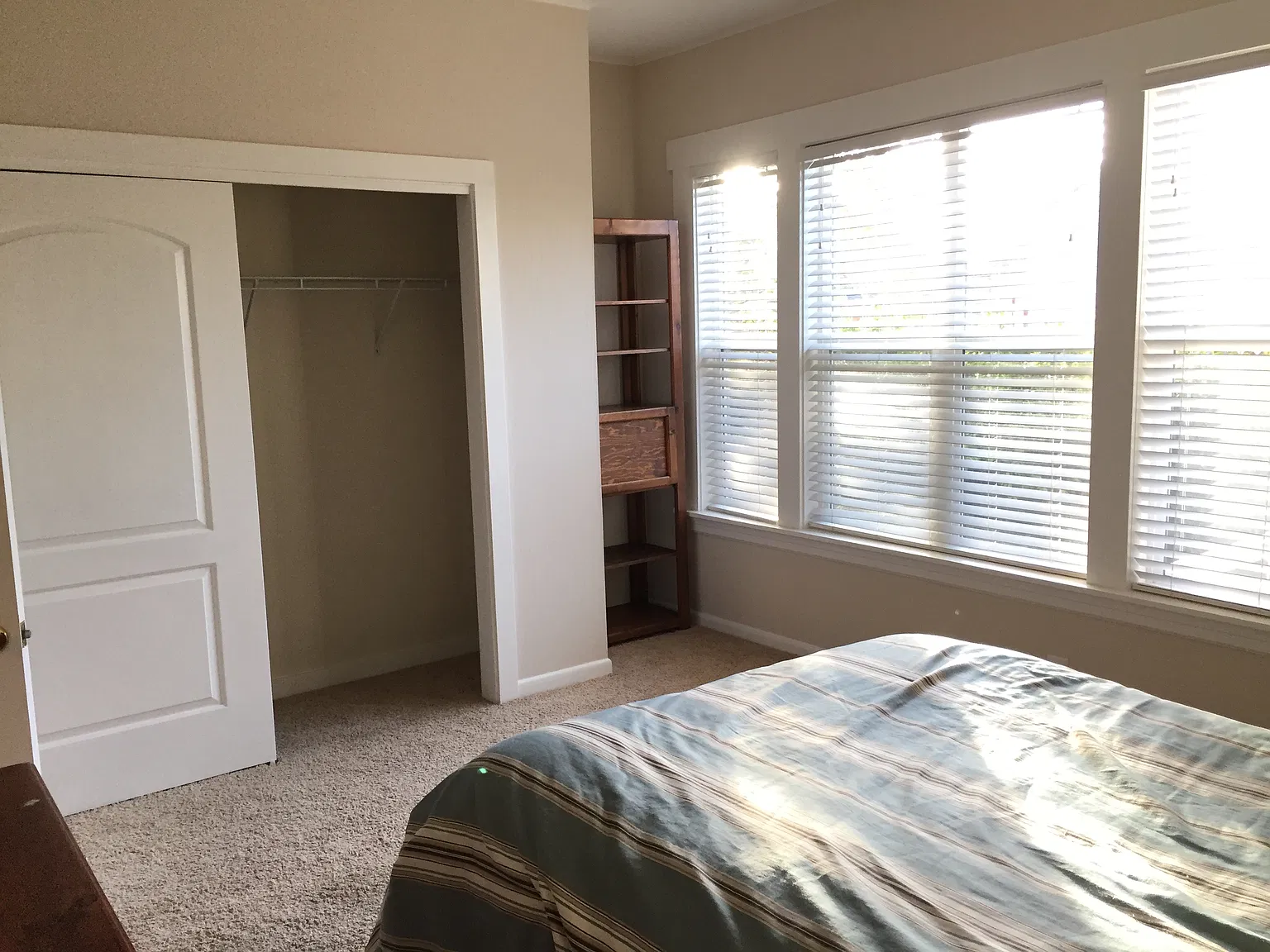 1639 Portola Ave — Photo 3