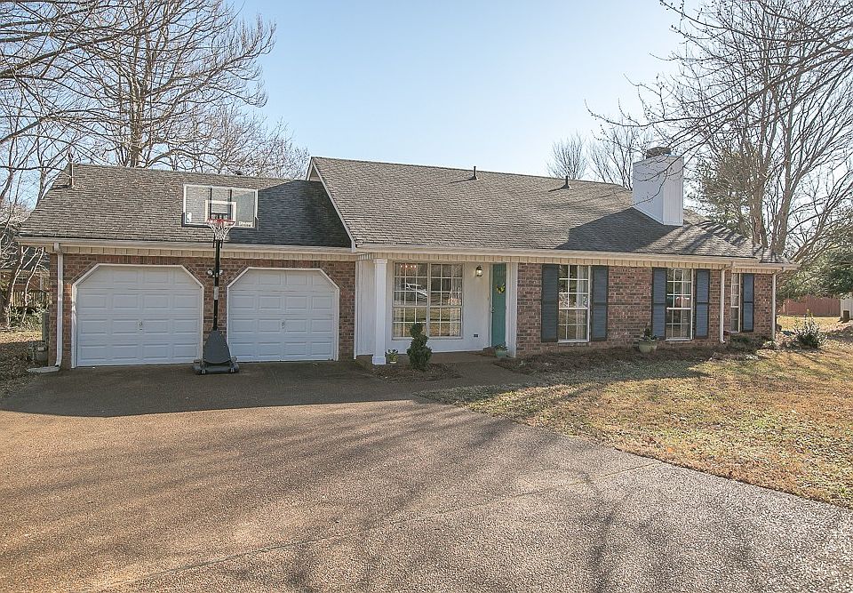 1st image of 410 Mistwood Ct