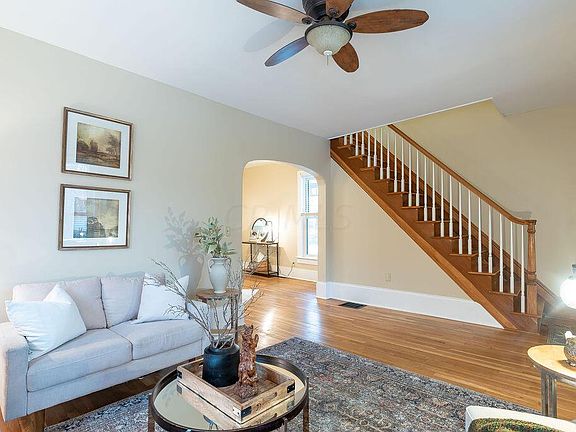 5th image of 203 S Hartford Ave