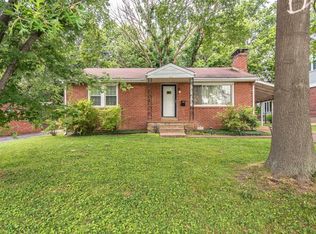 975 Simmons Ave, Saint Louis, MO