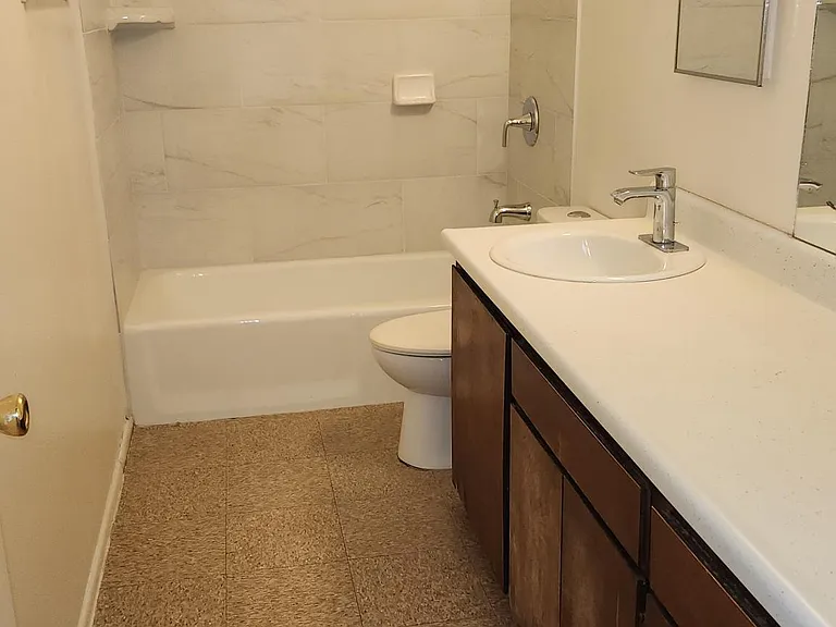 509 E Vogel Ave #3 — Photo 7