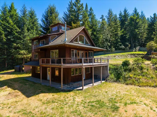 5623 Kneeland Rd, Kneeland, CA 95549