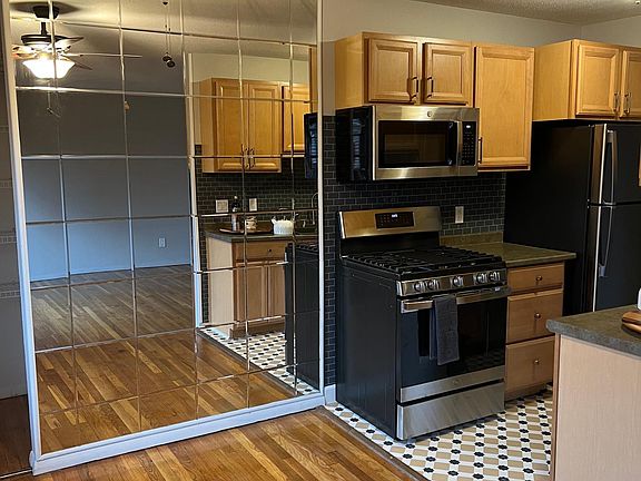 4th image of 139 Regency Park Dr