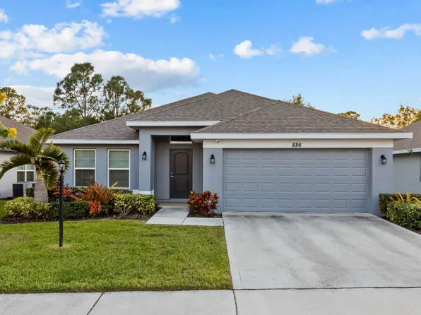886 NE Whistling Duck Way, Port St Lucie, FL 34983