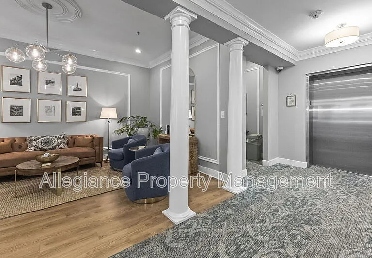 171 Somervelle St #406 — Photo 26