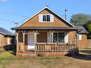 90517 Lewis Rd, Warrenton, OR 97146