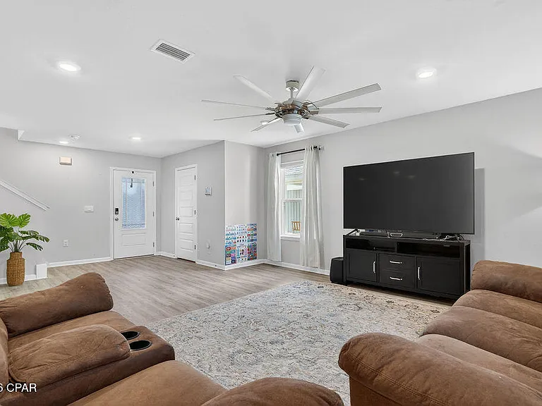 6615 Atkins Rd — Photo 6