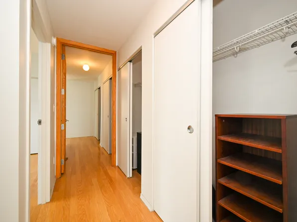 65 Oceana Drive East image 15 of 44