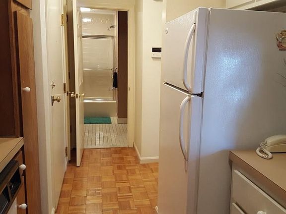 5th image of 39 Sachem Dr APT 101