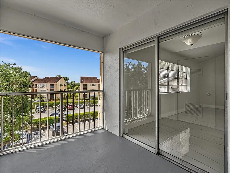 15325 SW 106th Ter #636 — Photo 23