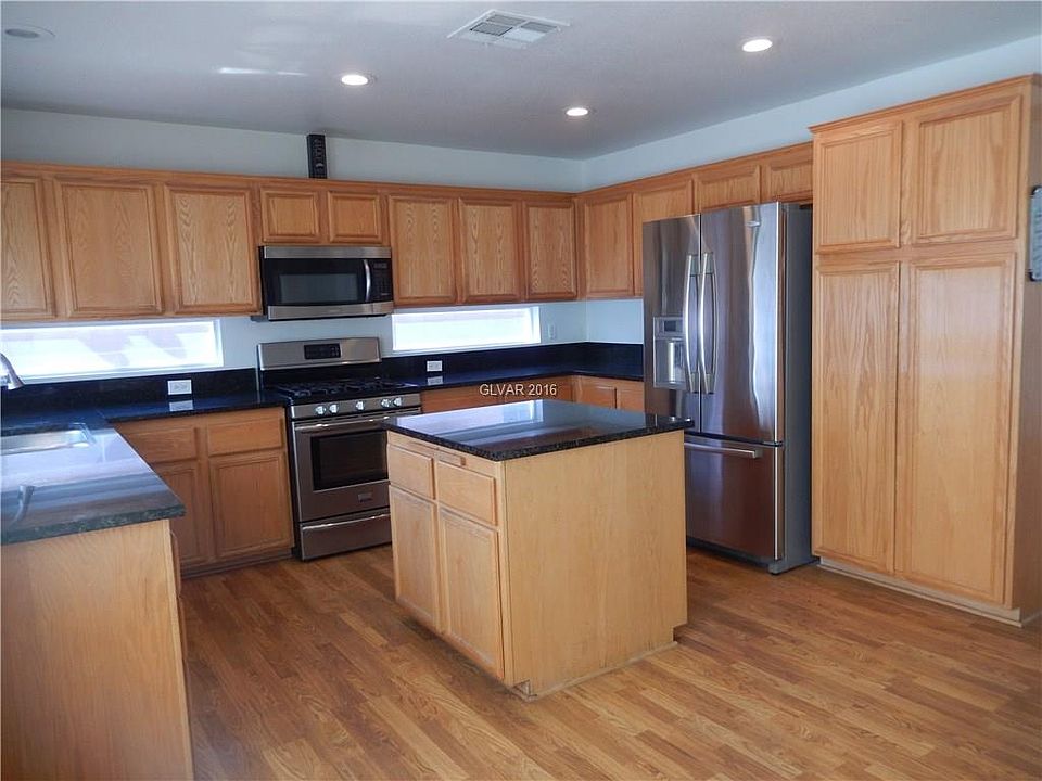 1st image of 1795 English Rose Dr