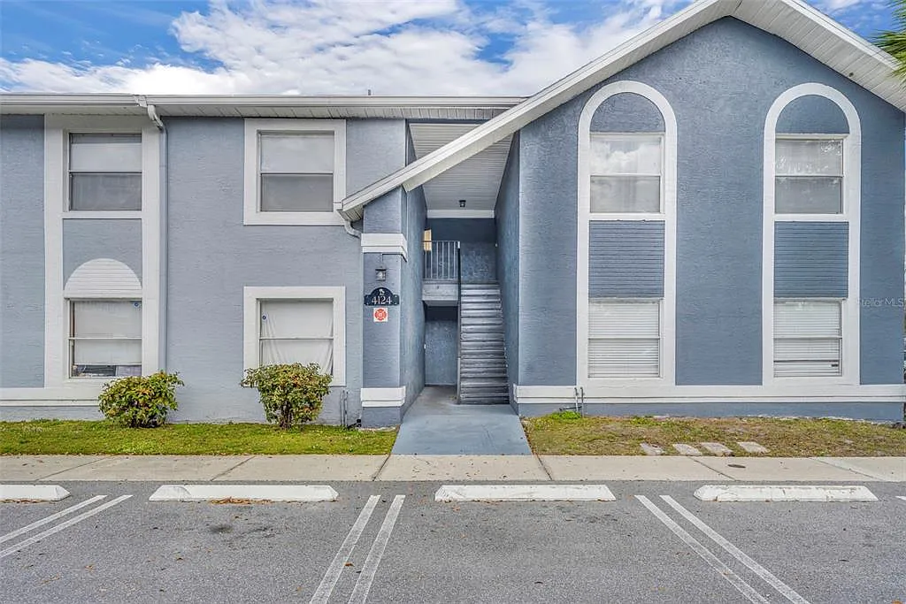 2 bed, 2.0 bath, 1006 sqft, $1,245 — Photo 1