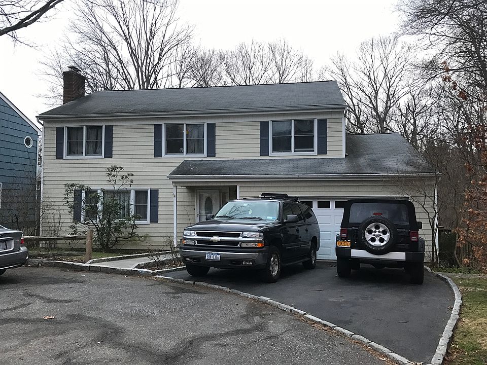 1st image of 16 Abbey Dr