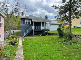 448 Biddle St, Tamaqua, PA 18252