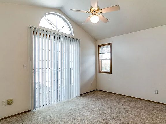 3rd image of 2360-2366 Willamette St #3