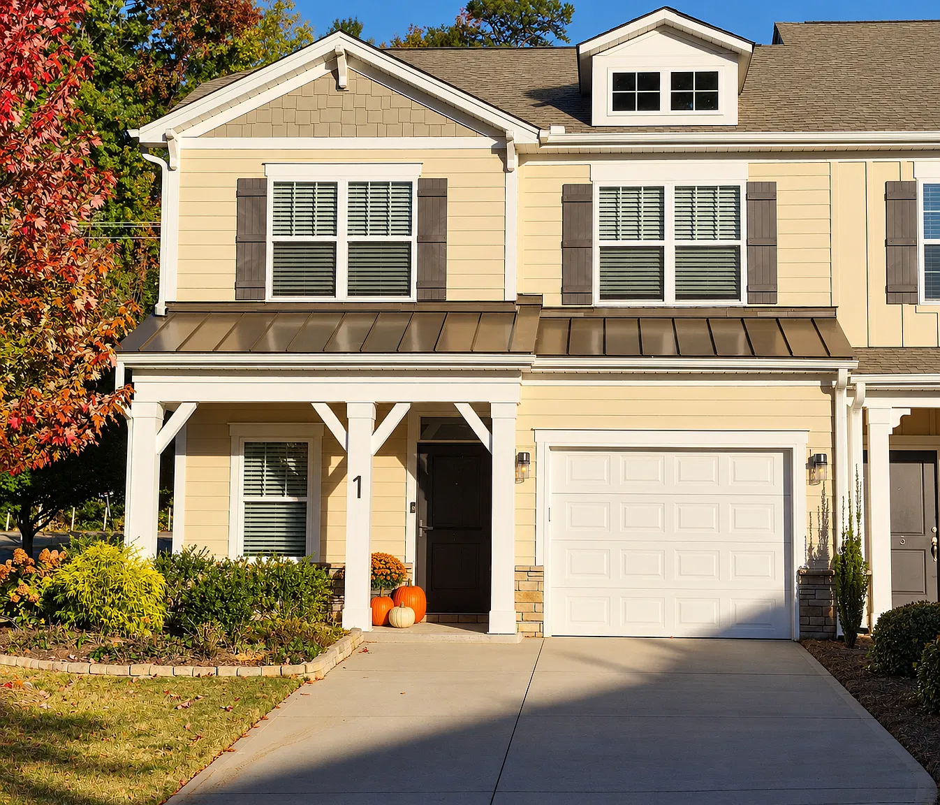3 bed, 2.5 bath, 1740 sqft, $2,100 — Photo 1