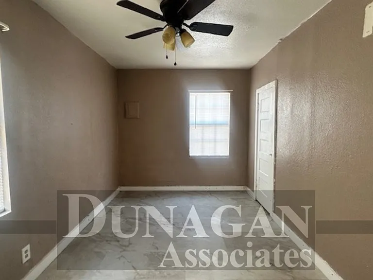 1701 Hill St — Photo 4