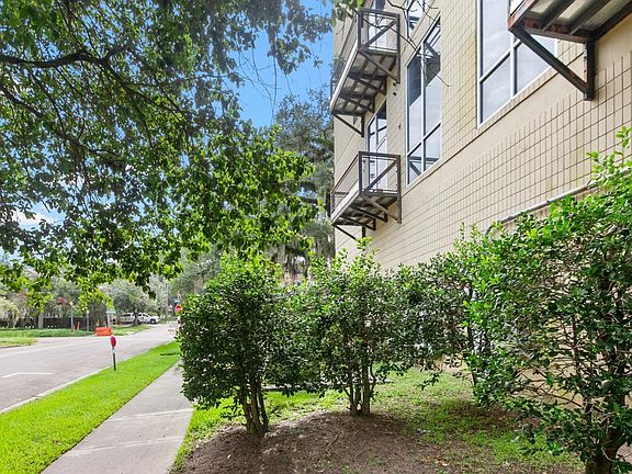 5th image of 420 N Adams St Unit 207