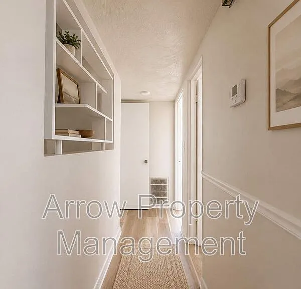 1446 S 20th St — Photo 3