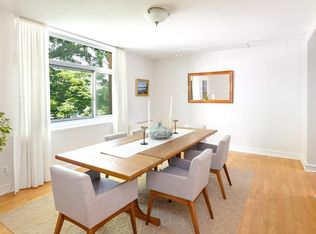 28 Bradbury St #B, Cambridge, MA 02138