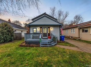 3185 Seebaldt Ave, Waterford, MI 48329