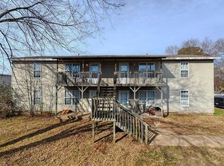 21 River Oaks Dr, Jackson, TN 38305