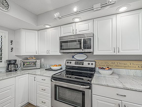 5th image of 3200 N Highway A1a APT 307