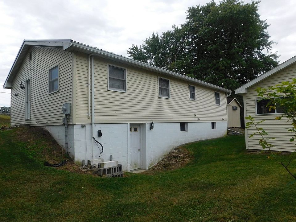 2nd image of 1163 Ertley Rd