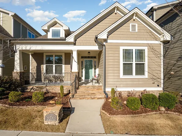 2250 Briar Chapel Pkwy, Chapel Hill, NC 27516