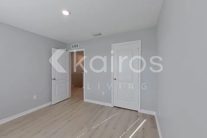 30098 Fedora Cir — Photo 19