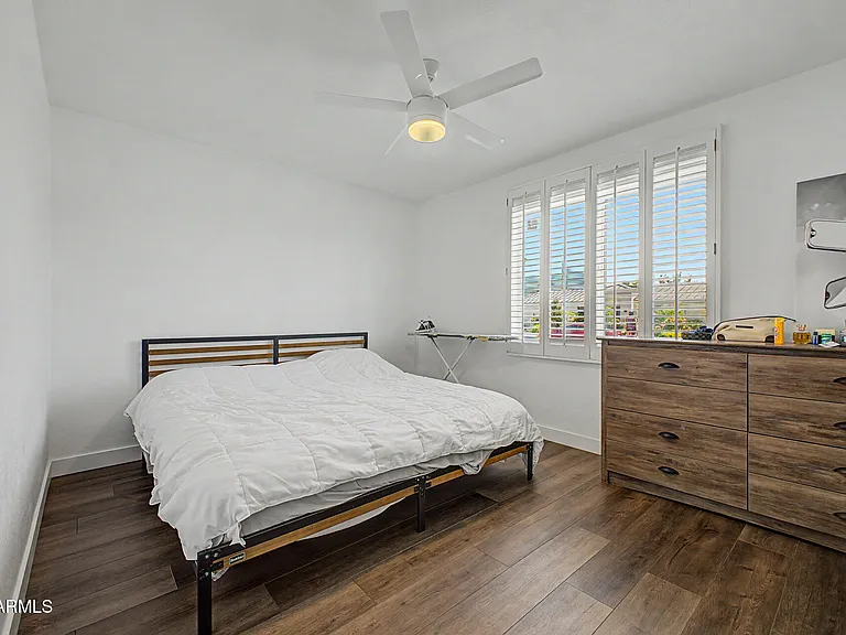 3524 E Angela Dr — Photo 13