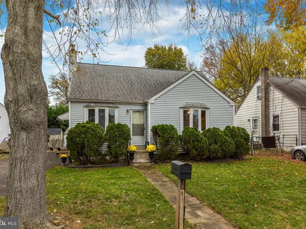 203 Logan Ave, Croydon, PA 19021