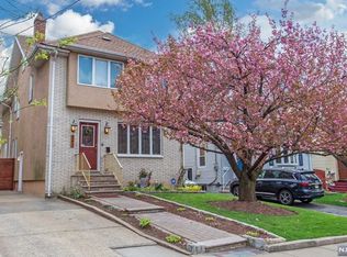 343 Teaneck Rd, Ridgefield Park, NJ 07660