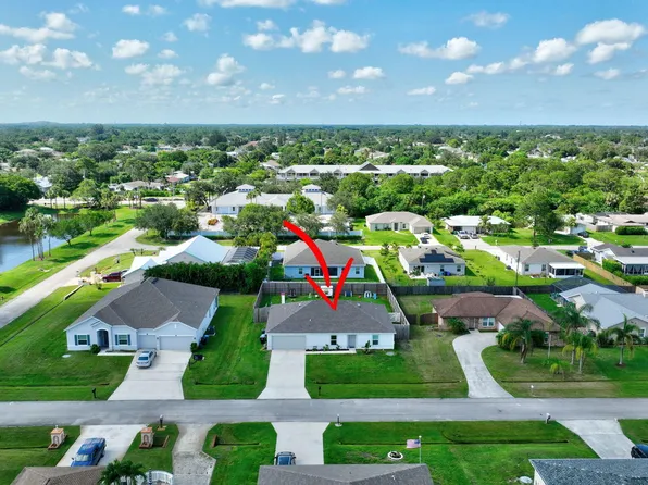 381 SW Butler Avenue, Port St Lucie, FL 34983