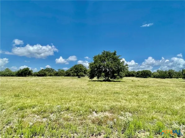 0 Cloverleaf Trl, Victoria, TX 77905