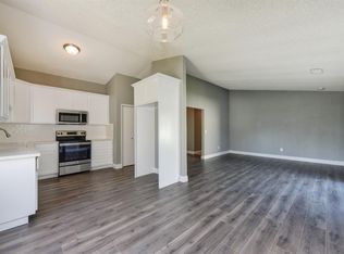 211 Arrowrock Rd, Sacramento, CA 95838