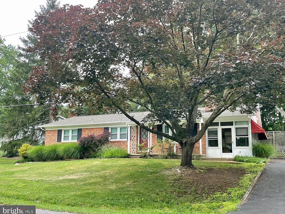 1st image of 519 Harbor Dr