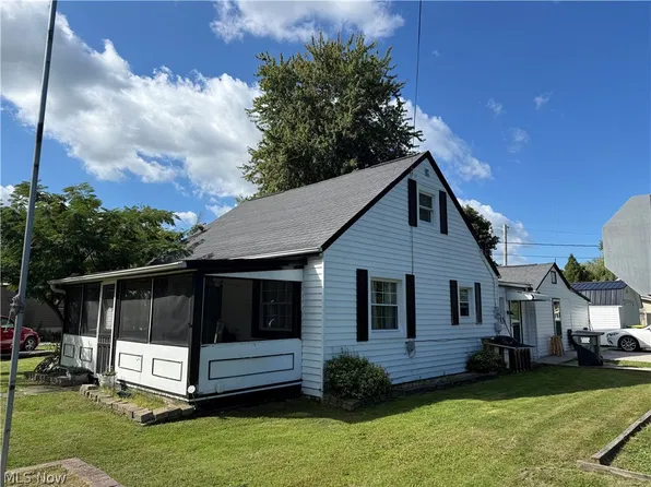 943 Ardoye Dr, Painesville, OH 44077