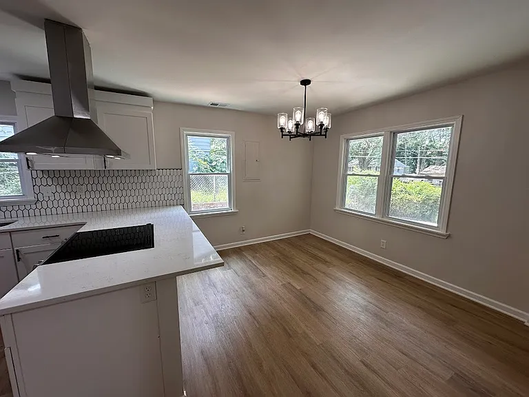 3393 Phillip Cir — Photo 3