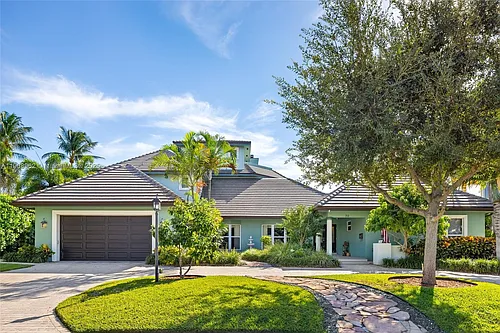 70 Bay Colony Ln Photo 1