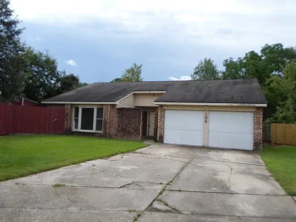 104 Chance Cir, Slidell, LA 70458
